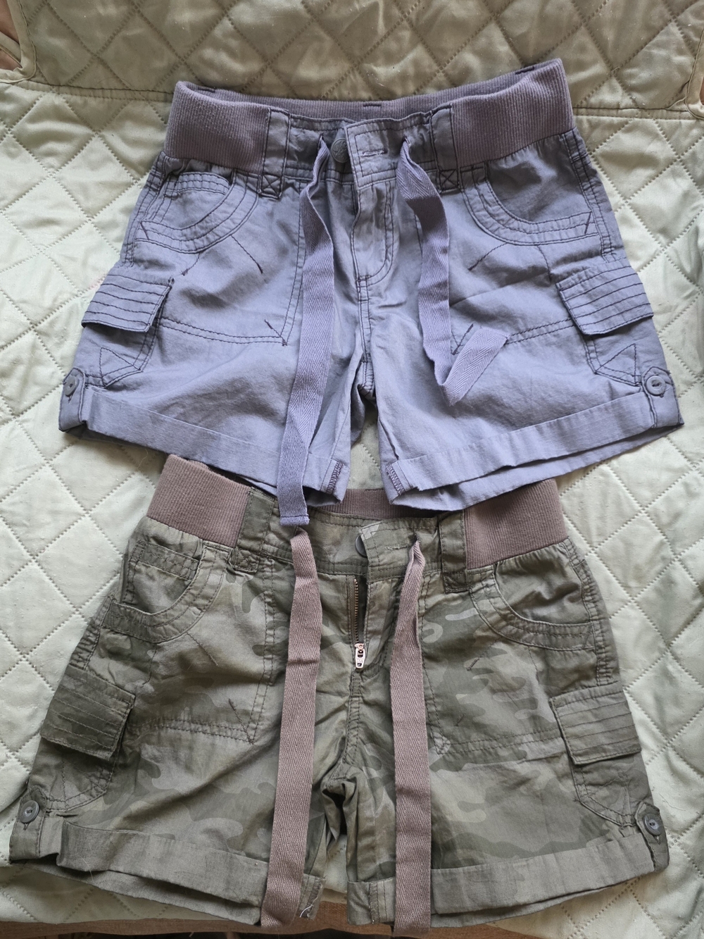 NEW- OP Women’s Size1 Cargo Drawstring Shorts in Gray & Olive Camo